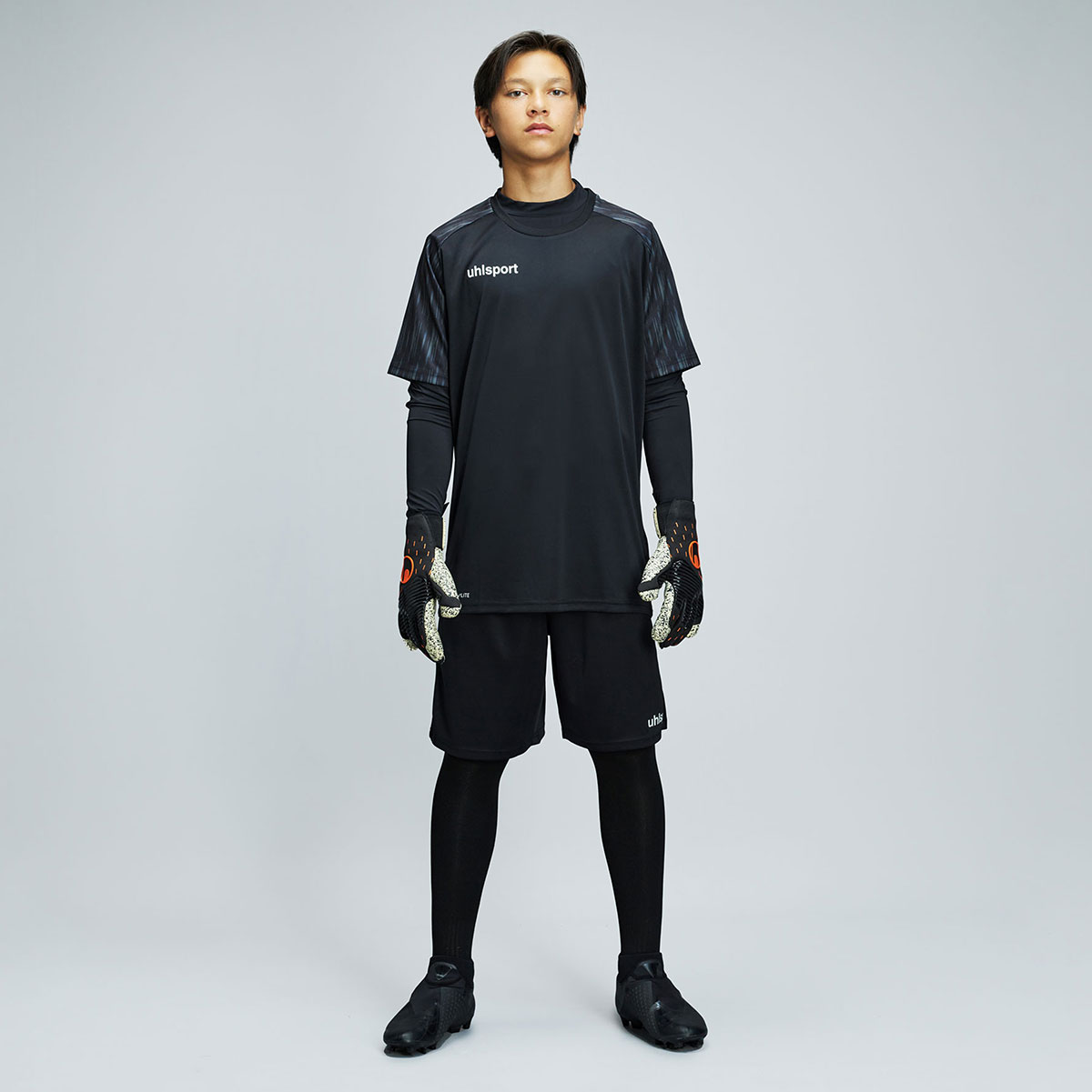 REACTION GOALKEEPER SET in black anthra in the official uhlsport store